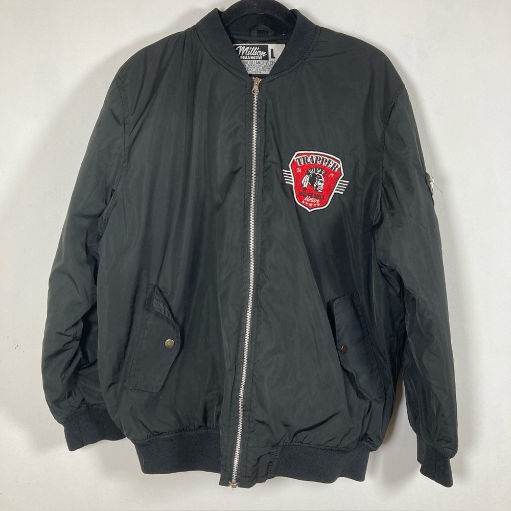 Million DOLLA MOTIVE 'TRAPPERS' Men’s Bomber Jacket Black L Logo Embroidered - Picture 9 of 16